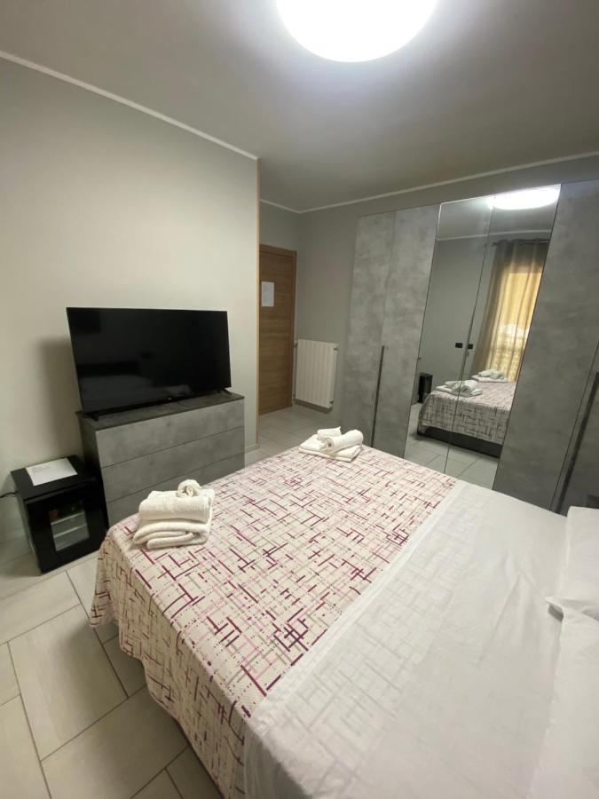 Casa Giuly 181 Bed & Breakfast Napoli Bagian luar foto