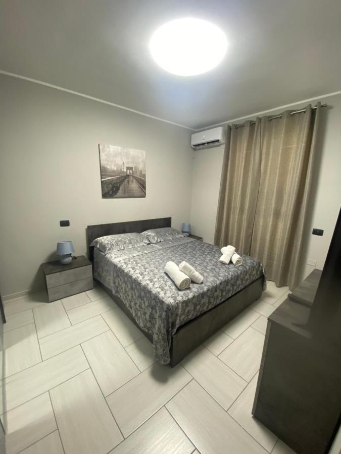 Casa Giuly 181 Bed & Breakfast Napoli Bagian luar foto